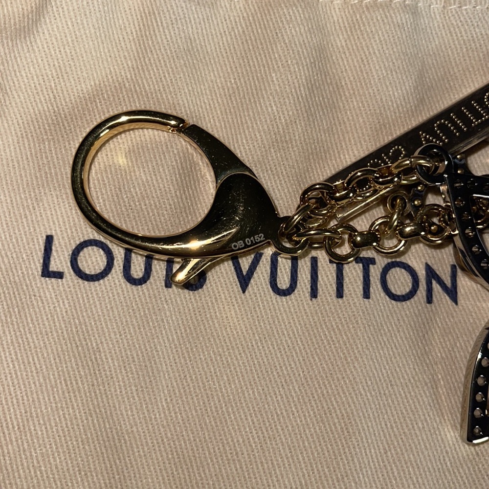 Louis Vuitton bag Charm pristine condition comes with dust bag n box - Picture 4 of 8